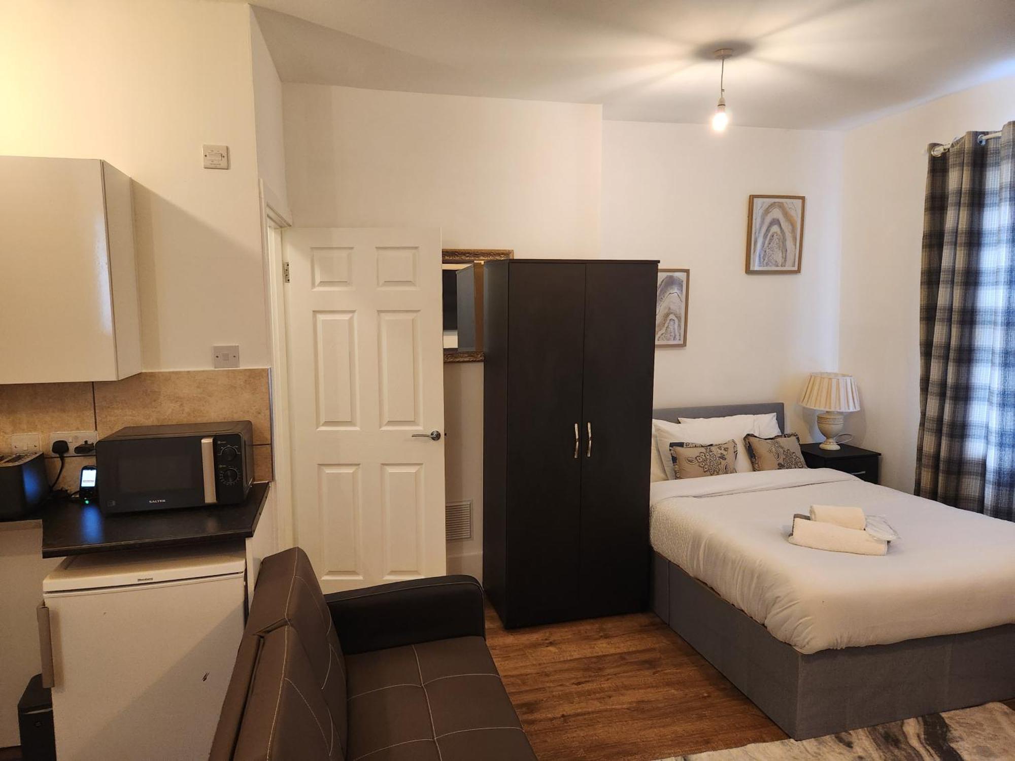 Immaculate 1-Bedroom In Greenhithe Zewnętrze zdjęcie